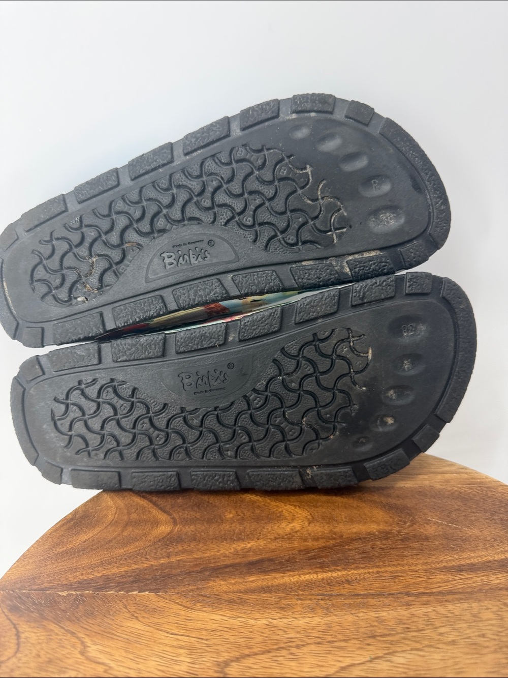 Birki’s Birkenstock 3 Strap Sandals Hawaii Tiki Photo Collage Print Black 38 - Picture 6 of 7